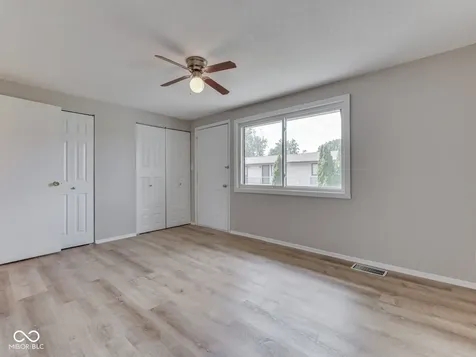 1014 Greenwood Trail E Greenwood IN 46142