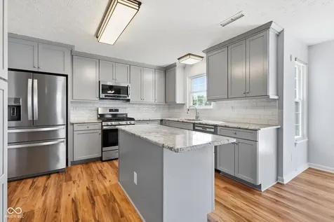 2699 Liatris Drive Plainfield IN 46168