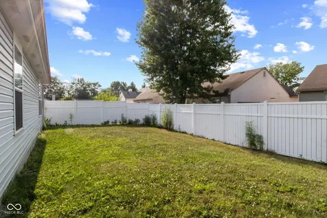 716 Rose Lane Brownsburg IN 46112