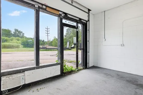 1285 S Jackson Street Greencastle IN 46135