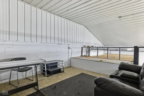 1285 S Jackson Street Greencastle IN 46135