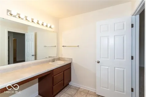 5606 Beale Street Plainfield IN 46168