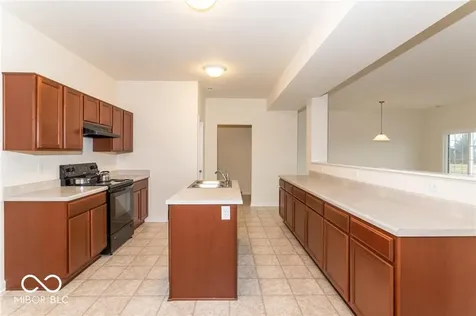 5606 Beale Street Plainfield IN 46168