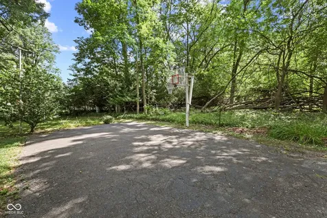1901 Skyline Drive Greenwood IN 46143