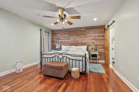 1901 Skyline Drive Greenwood IN 46143