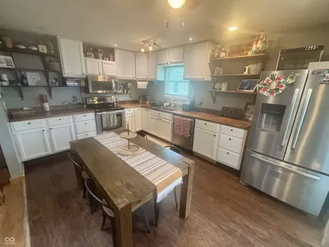 1157 Fielding Lane Franklin IN 46131