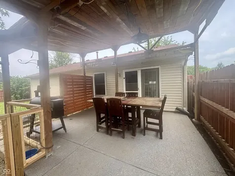 1157 Fielding Lane Franklin IN 46131