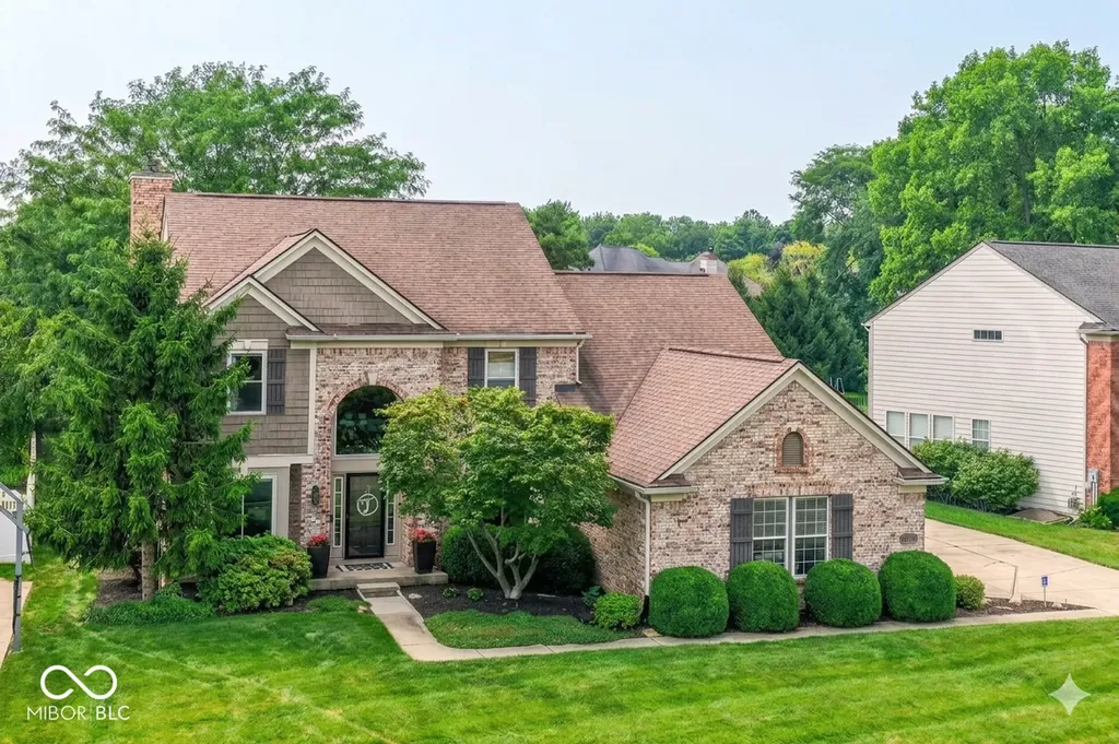 11834 Gray Eagle Drive Fishers IN 46037