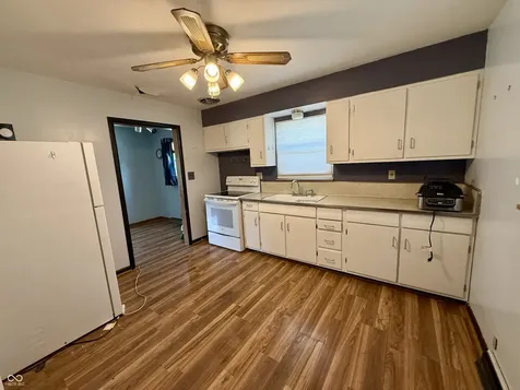 305 N Eaton Avenue Indianapolis IN 46219