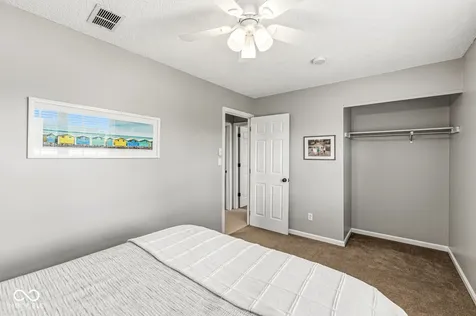 8223 Picadilly Lane Indianapolis IN 46256