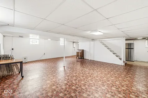8223 Picadilly Lane Indianapolis IN 46256
