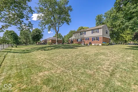 8223 Picadilly Lane Indianapolis IN 46256