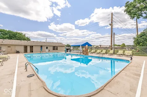 8223 Picadilly Lane Indianapolis IN 46256