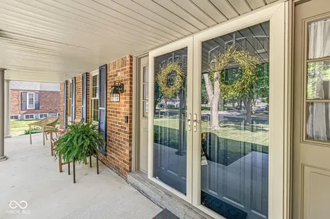 8223 Picadilly Lane Indianapolis IN 46256