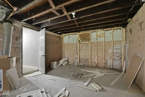 519 N Oakland Avenue Indianapolis IN 46201