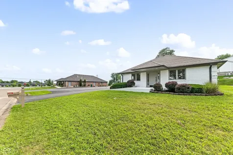 130 Fairway Lakes Drive Franklin IN 46131