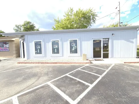 9836 Pendleton Pike Indianapolis IN 46236