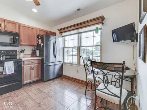 1999 Flamingo Way Franklin IN 46131