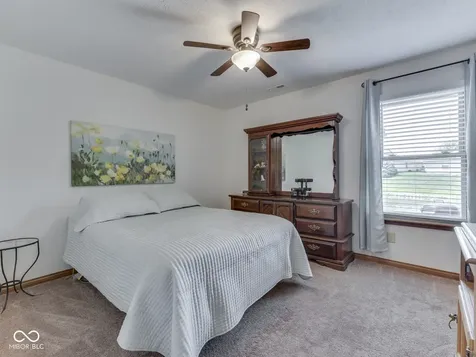 1999 Flamingo Way Franklin IN 46131