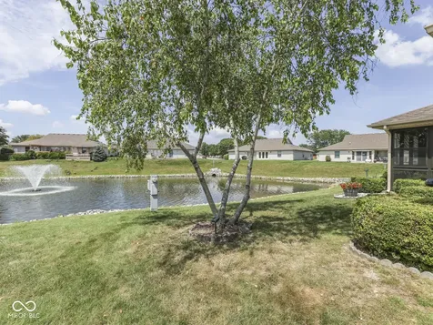 1999 Flamingo Way Franklin IN 46131