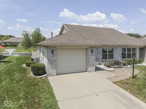 1999 Flamingo Way Franklin IN 46131