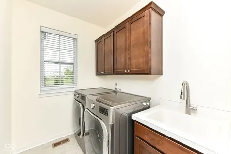 15679 Woodford Drive Westfield IN 46074