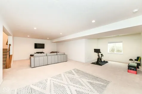 15679 Woodford Drive Westfield IN 46074