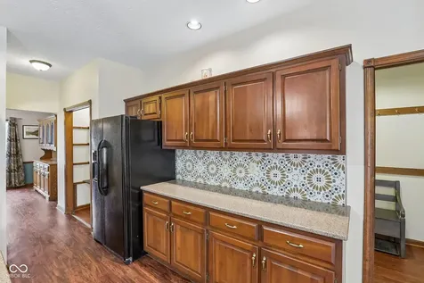 331 N Greenbriar Drive Greenwood IN 46142