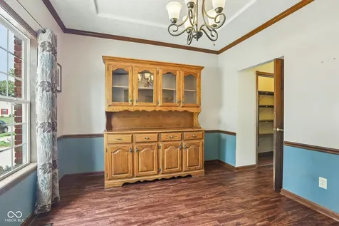 331 N Greenbriar Drive Greenwood IN 46142