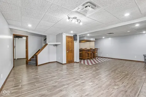 331 N Greenbriar Drive Greenwood IN 46142