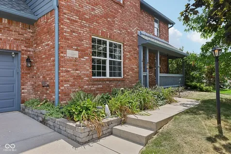 331 N Greenbriar Drive Greenwood IN 46142