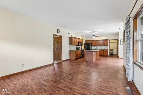 331 N Greenbriar Drive Greenwood IN 46142