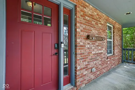 331 N Greenbriar Drive Greenwood IN 46142