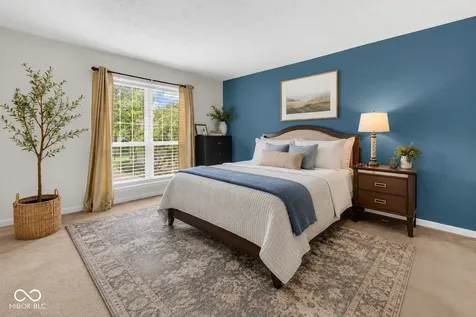 7907 Hunters Path Indianapolis IN 46214