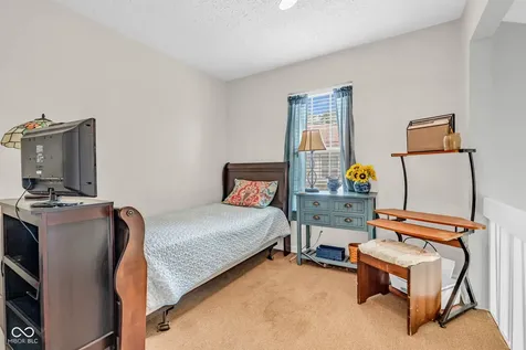 7907 Hunters Path Indianapolis IN 46214
