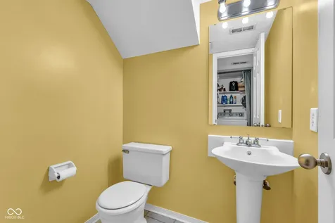 7907 Hunters Path Indianapolis IN 46214