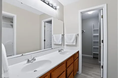 1039 Buffalo Run Way Indianapolis IN 46227