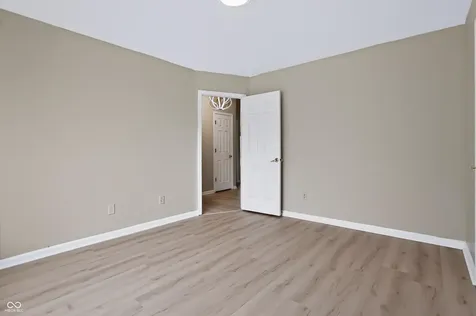1039 Buffalo Run Way Indianapolis IN 46227