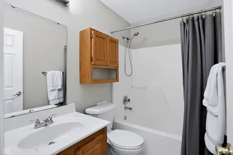 1039 Buffalo Run Way Indianapolis IN 46227