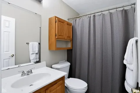 1039 Buffalo Run Way Indianapolis IN 46227