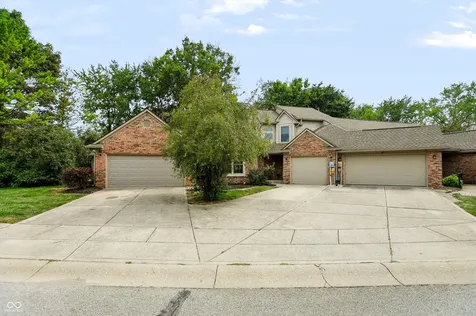 1039 Buffalo Run Way Indianapolis IN 46227