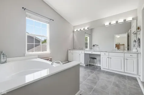 12437 Springbrooke Run Carmel IN 46033