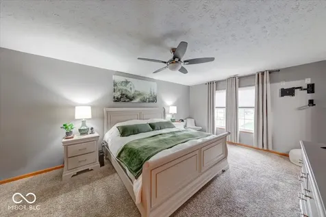 43 Pin Oak Court Whiteland IN 46184