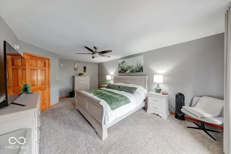 43 Pin Oak Court Whiteland IN 46184