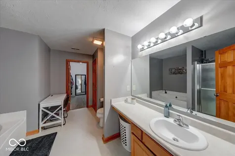 43 Pin Oak Court Whiteland IN 46184