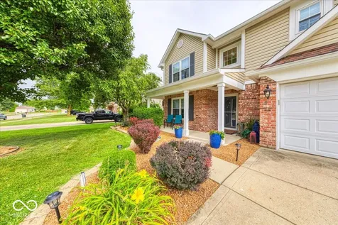 43 Pin Oak Court Whiteland IN 46184