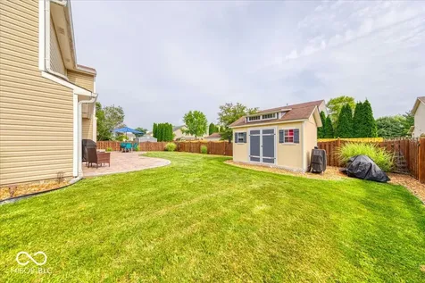 43 Pin Oak Court Whiteland IN 46184