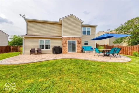 43 Pin Oak Court Whiteland IN 46184