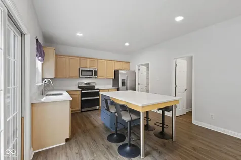 5719 Apple Branch Court Indianapolis IN 46237