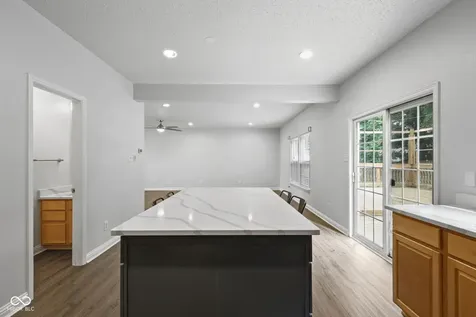 5719 Apple Branch Court Indianapolis IN 46237